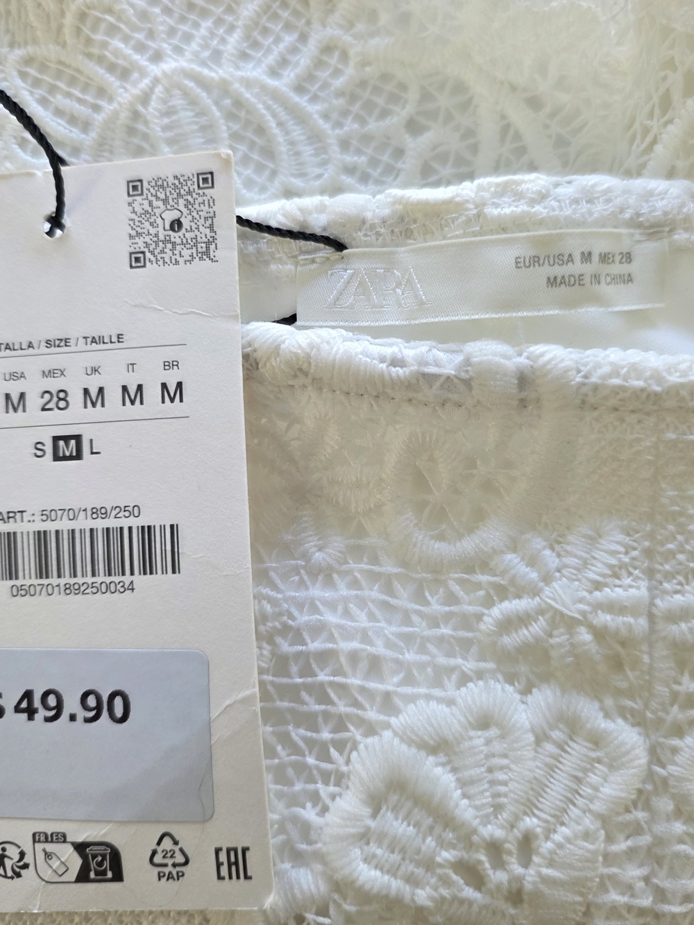 Zara White High-Rise Lace Floral Shorts - Picture 4 of 10